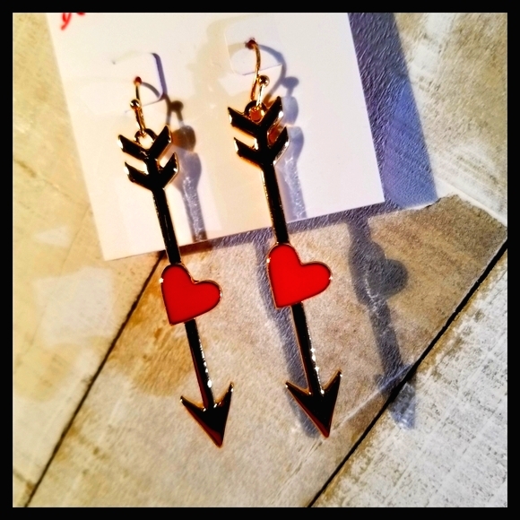 Betsey Johnson Heart Arrow Drop Earrings - Picture 2 of 5